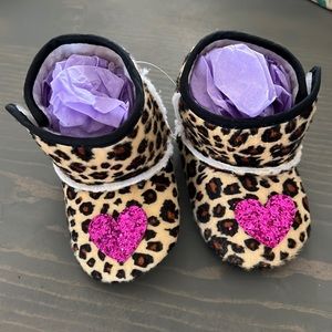 Leopard fuchsia glitter heart faux UGGs, 12 to 18 months. Brand new.  Adorable!